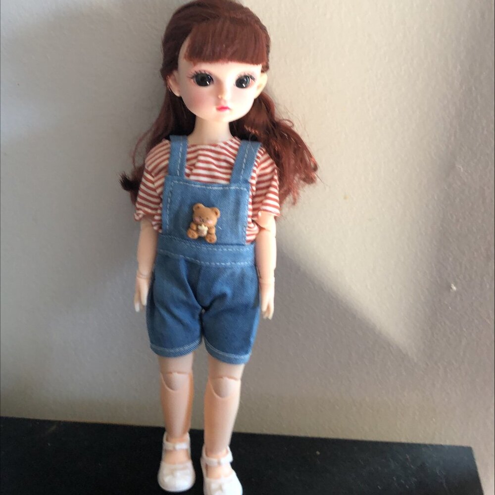 Pretty jointed 30cm doll